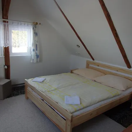 Alojamento de Turismo Selvagem Karolínka *