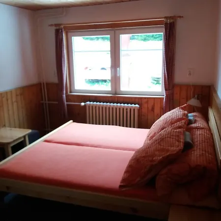 Alojamento de Turismo Selvagem Karolínka *