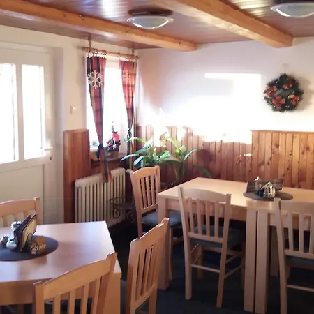 Alojamento de Turismo Selvagem Karolínka *