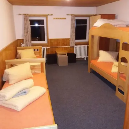 Alojamento de Turismo Selvagem Karolínka *