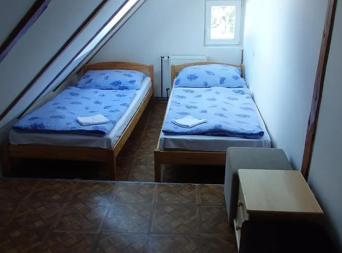 Karolinka * 贝内茨科