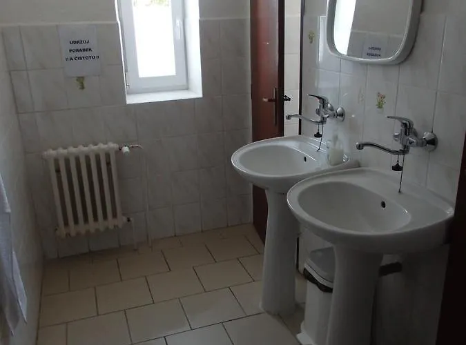 Karolinka * 贝内茨科