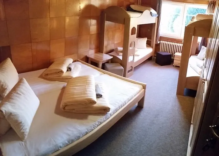 Karolinka * 贝内茨科